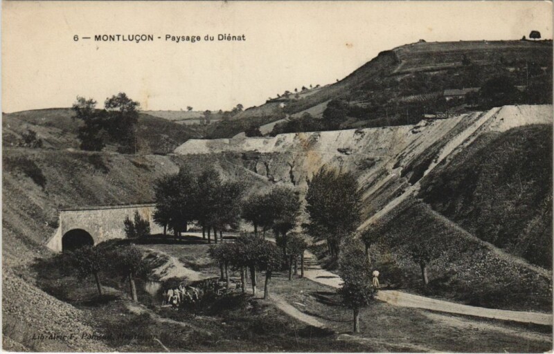Carte postale ancienne Montlucon Paysage du Dienat