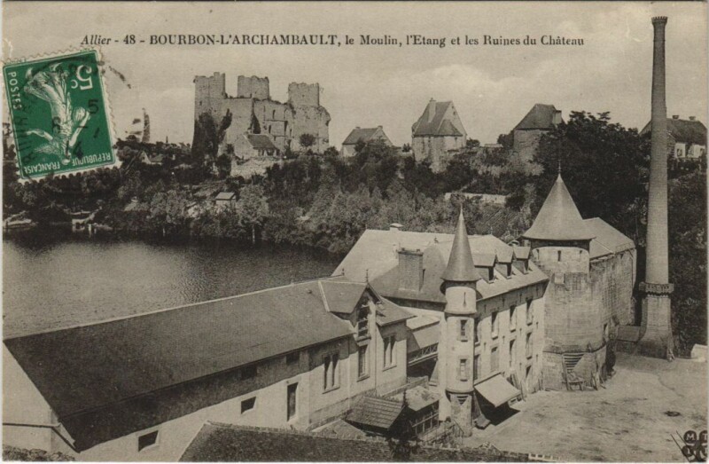Carte postale ancienne Bourbon-l'Archambault Le Moulin,l'Etang et les Ruines du Chateau à Bourbon-l'Archambault