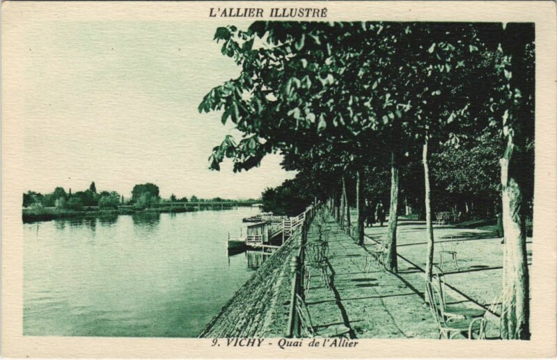 Carte postale ancienne Vichy Quai de l'Allier à Vichy