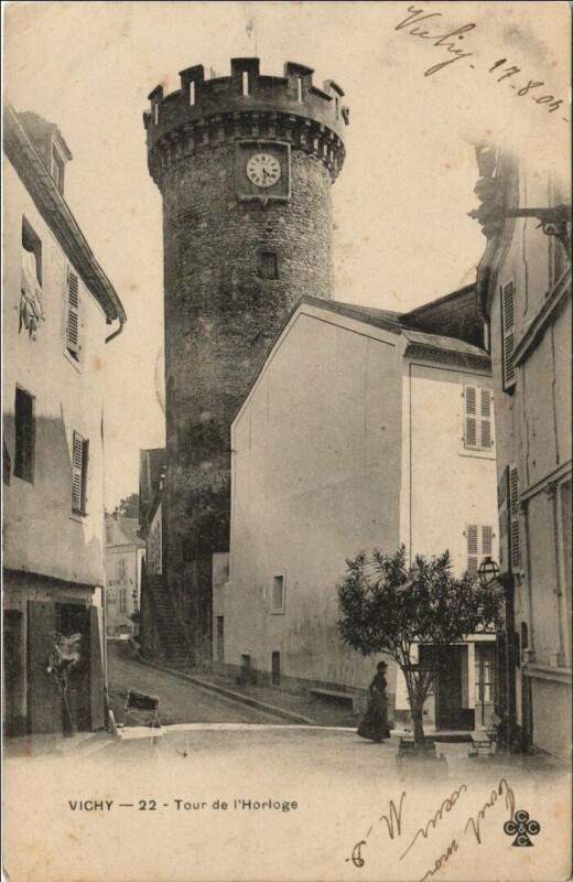 Carte postale ancienne Vichy Tour de l'Horloge à Vichy