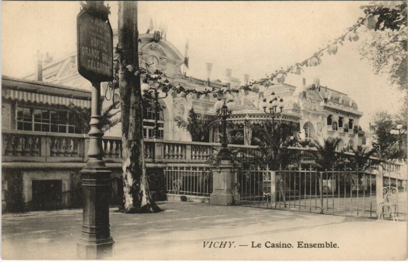 Carte postale ancienne Vichy Le Casino à Vichy