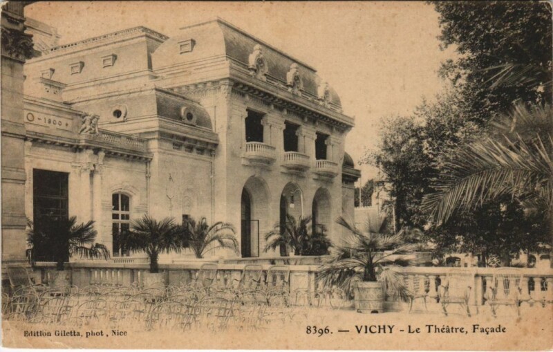 Carte postale ancienne Vichy Le Theatre à Vichy