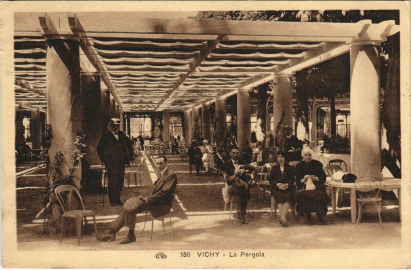 Carte postale ancienne Vichy La Pergola à Vichy