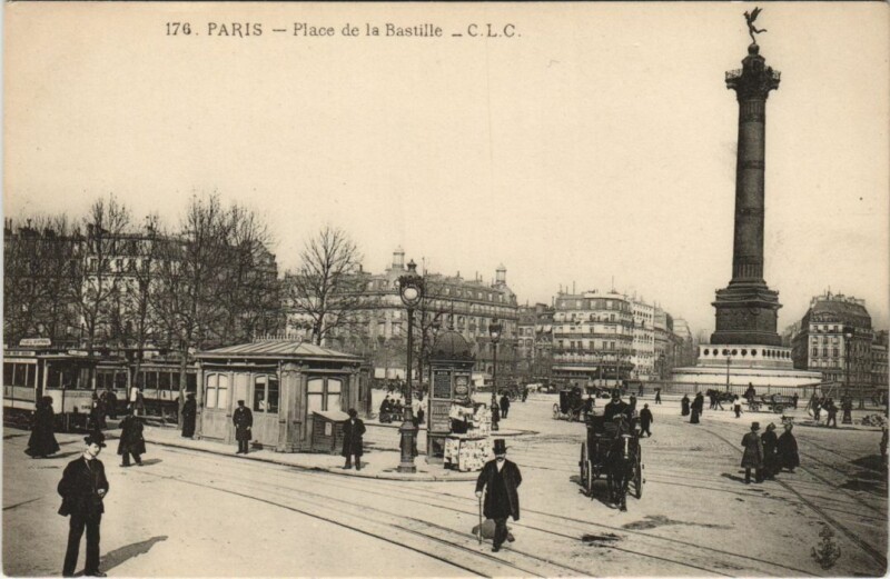 Carte postale ancienne Place de la Bastille à Paris 12e