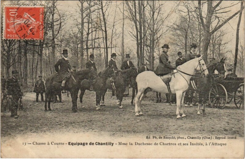 Carte postale ancienne Chantilly Chasse a Courre - Equipage de Chantilly à Antilly