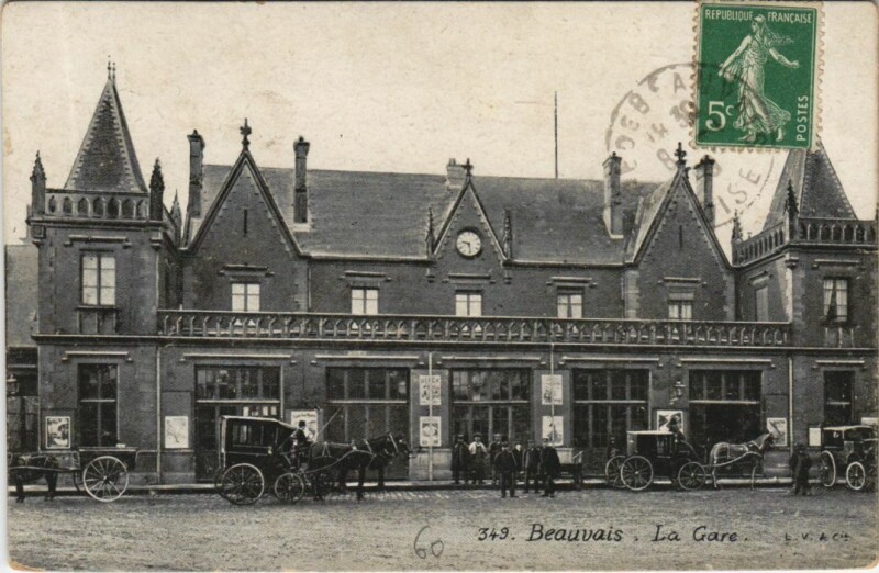Carte postale ancienne Beauvais La Gare à Beauvais