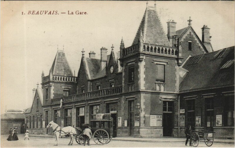 Carte postale ancienne Beauvais La Gare à Beauvais