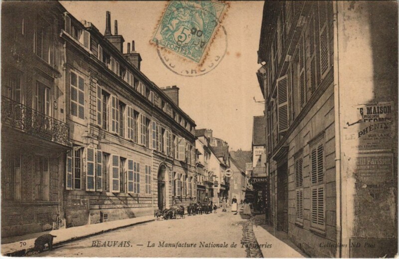 Carte postale ancienne Beauvais La Manufacture Nationale de Tupisseries à Beauvais