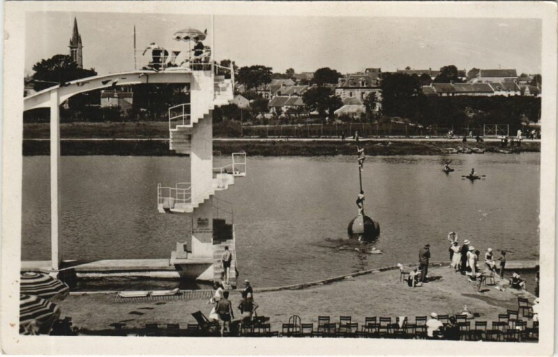 Carte postale ancienne Boran Vue prise de la Plage
