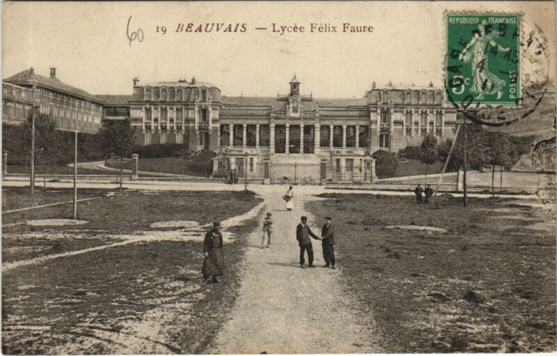 Carte postale ancienne Beauvais Lycee Felix Faure à Beauvais