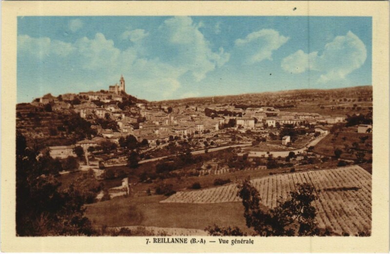 Carte postale ancienne Reillanne Vue Generale à Reillanne