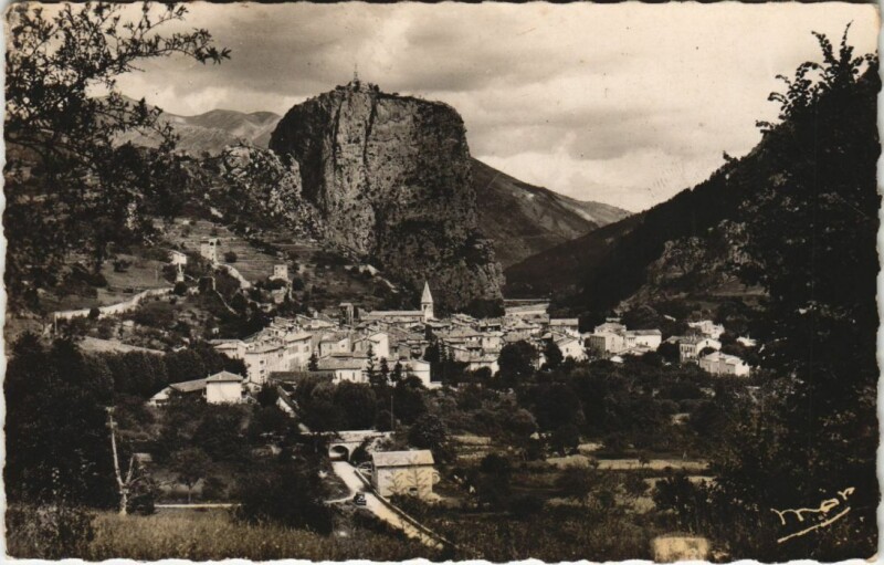 Carte postale ancienne Castellane Vue Generale à Castellane