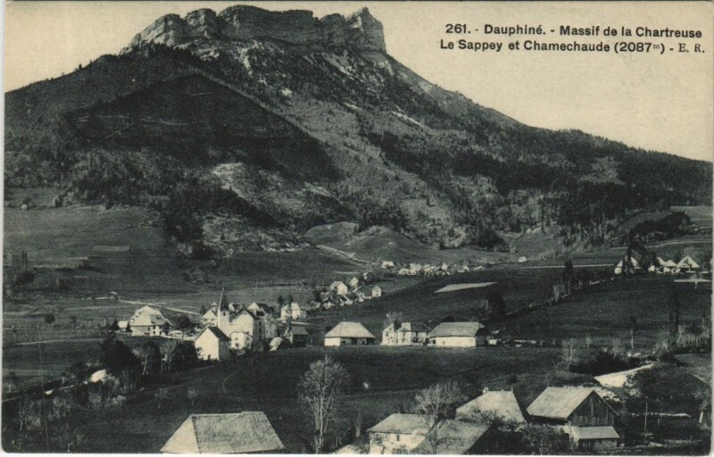 Carte postale ancienne Le Sappey-en-Chartreuse Massif de la Chartreuse - Chamechaude