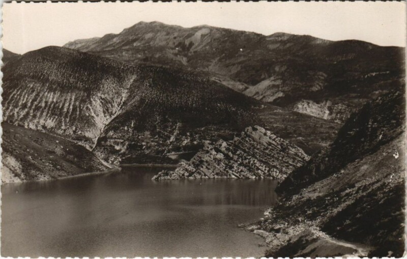Carte postale ancienne Castellane Barrage de Castillon - Le Lac à Castellane