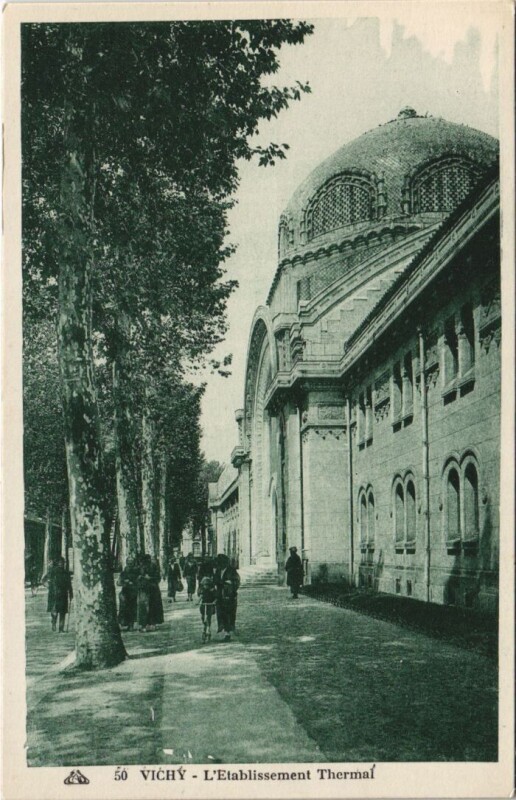 Carte postale ancienne Vichy Etablissement Thermal à Vichy