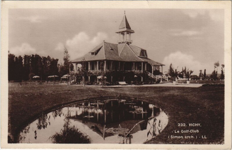 Carte postale ancienne Vichy Le Golf Club à Vichy