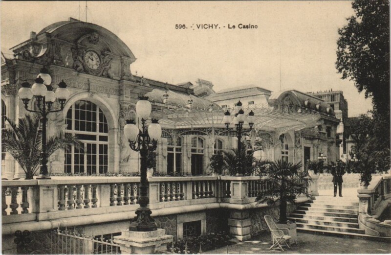 Carte postale ancienne Vichy Le Casino à Vichy