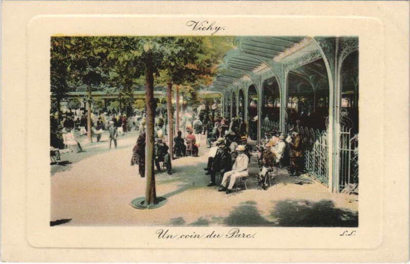 Carte postale ancienne Vichy un Coin du Parc à Vichy