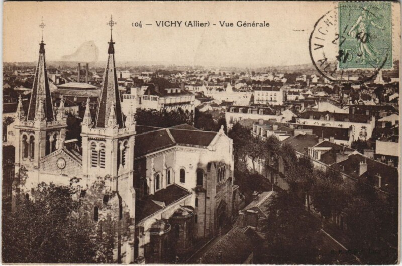 Carte postale ancienne Vichy vue generale à Vichy
