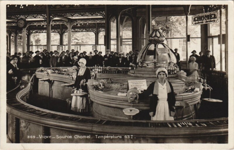Carte postale ancienne Vichy Source Chomel à Vichy