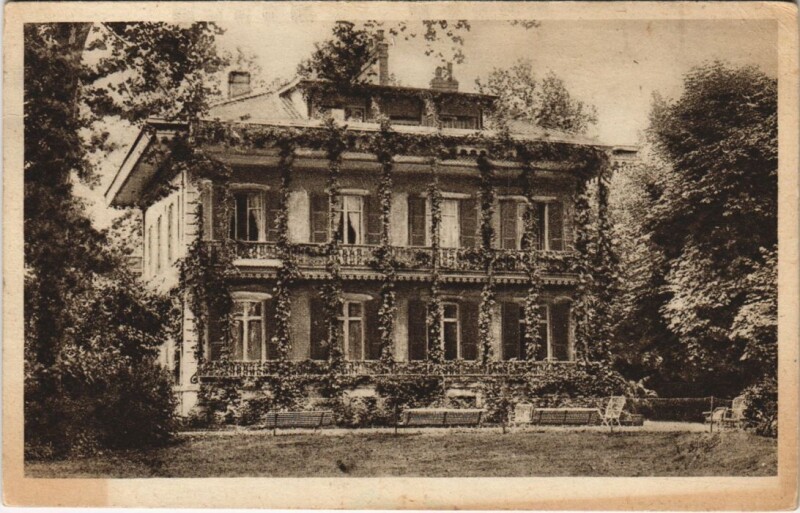 Carte postale ancienne Vichy Chalet de l'Empereur à Vichy