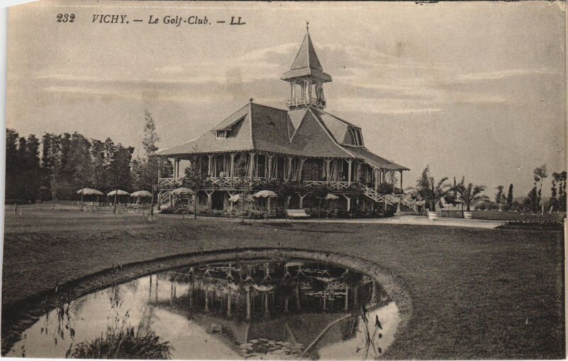 Carte postale ancienne Vichy Le Golf Club à Vichy