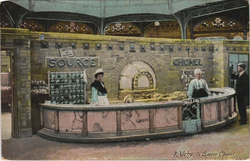 Carte postale ancienne Vichy Source Chomel à Vichy