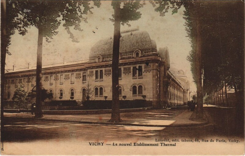 Carte postale ancienne Vichy Nouvel Etablissement Thermal à Vichy