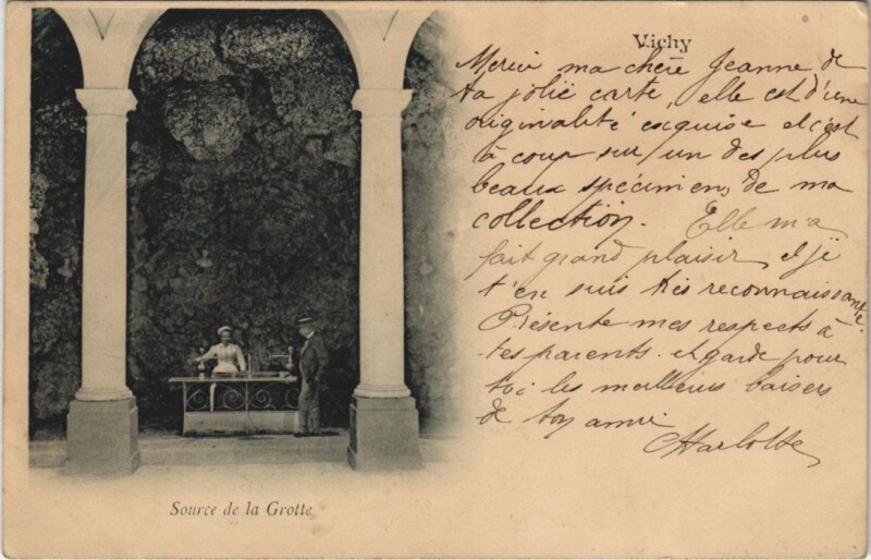 Carte postale ancienne Vichy Source de la Grotte à Vichy