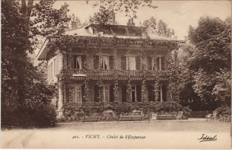 Carte postale ancienne Vichy Chalet de l'Empereur à Vichy