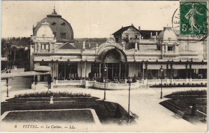 Carte postale ancienne Vichy Le Casino à Vichy
