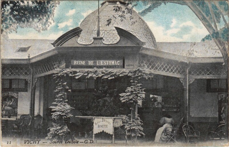 Carte postale ancienne Vichy Source Dubois à Vichy