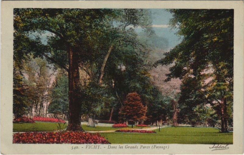 Carte postale ancienne Vichy Dans les Grands Parcs à Vichy