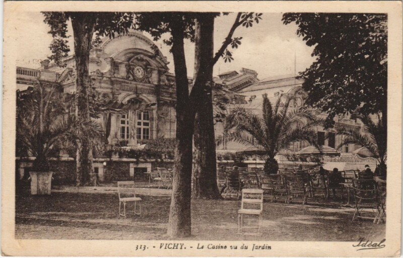 Carte postale ancienne Vichy Le Casino à Vichy