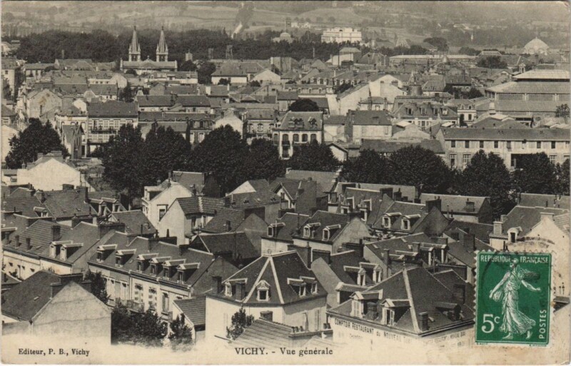 Carte postale ancienne Vichy vue generale à Vichy