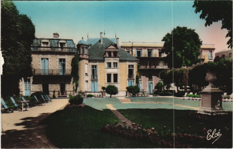 Carte postale ancienne Vichy Pavillon Sevigne à Vichy