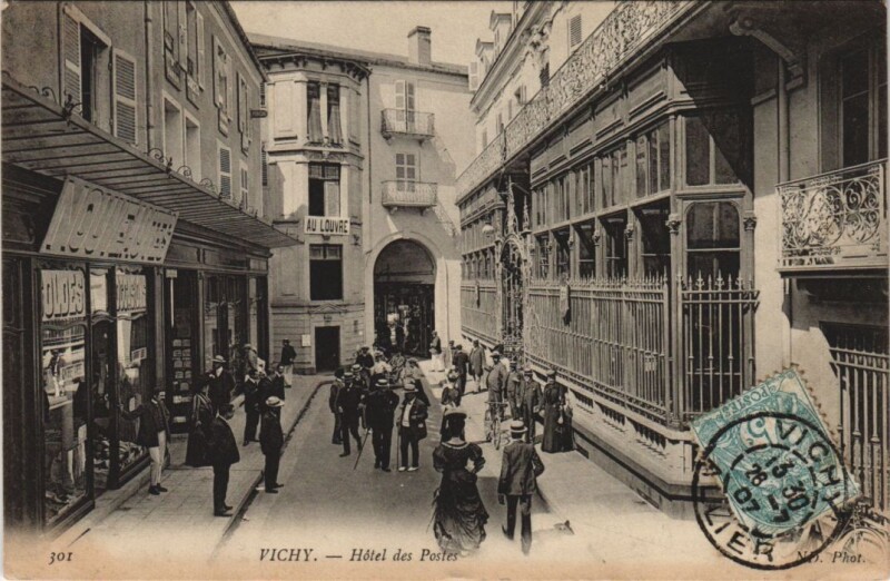Carte postale ancienne Vichy Hotel des Postes à Vichy