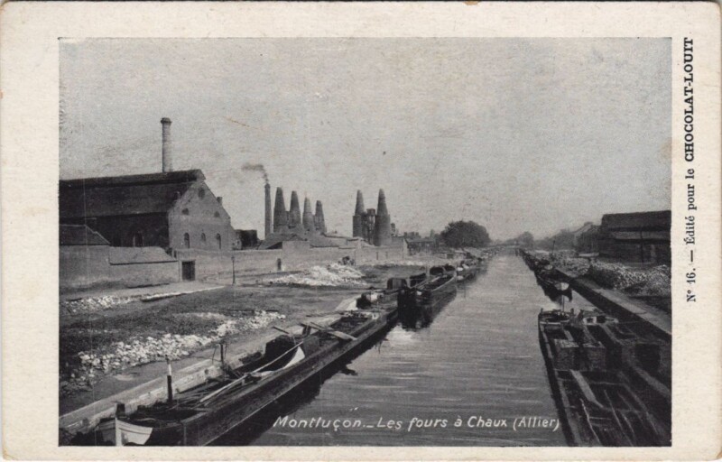 Carte postale ancienne Montlucon Les Fours a Chaux
