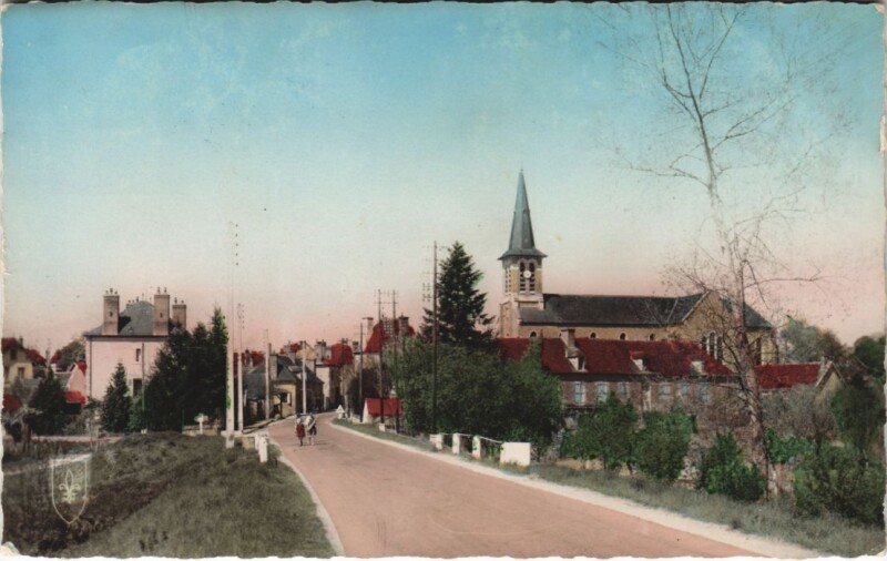Carte postale ancienne Neuilly-le-Real Entree de la Ville