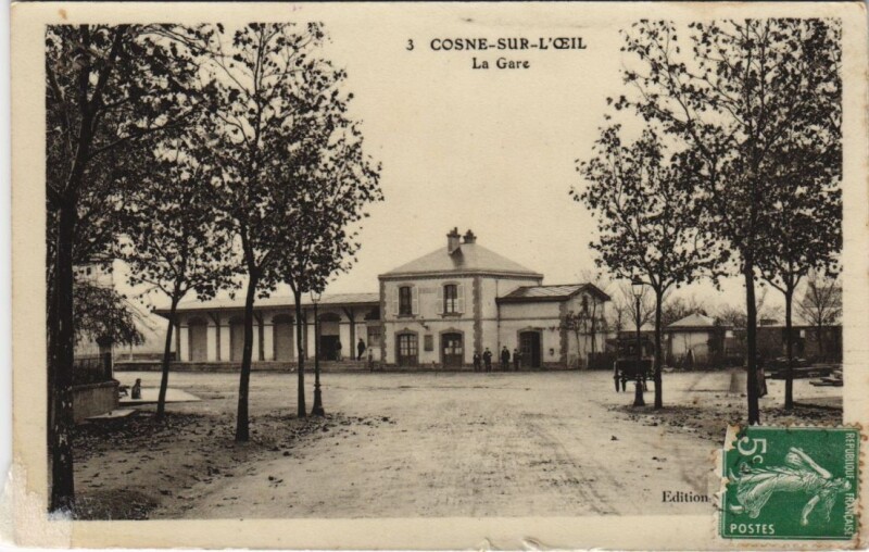 Carte postale ancienne Cosne-sur-l'Oeil La Gare