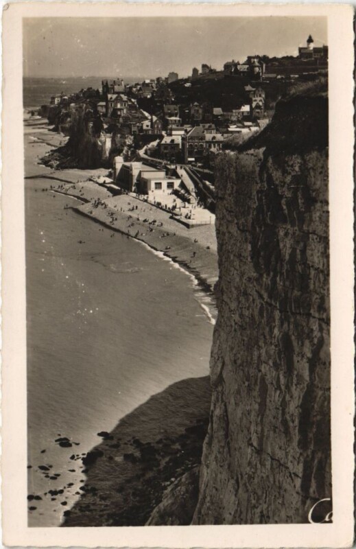 Carte postale ancienne Ault Les Falaises