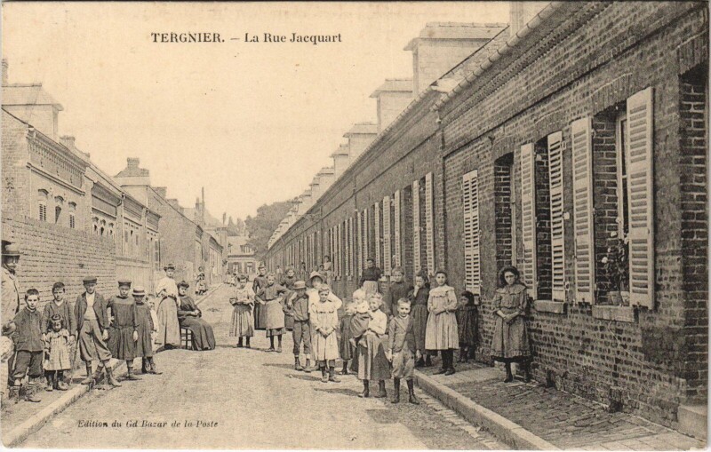 Carte postale ancienne Tergnier La Rue Jacquart à Tergnier