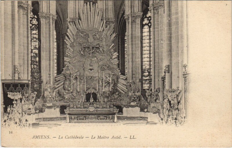Carte postale ancienne Amiens La Cathedrale Maitre-Autel à Amiens