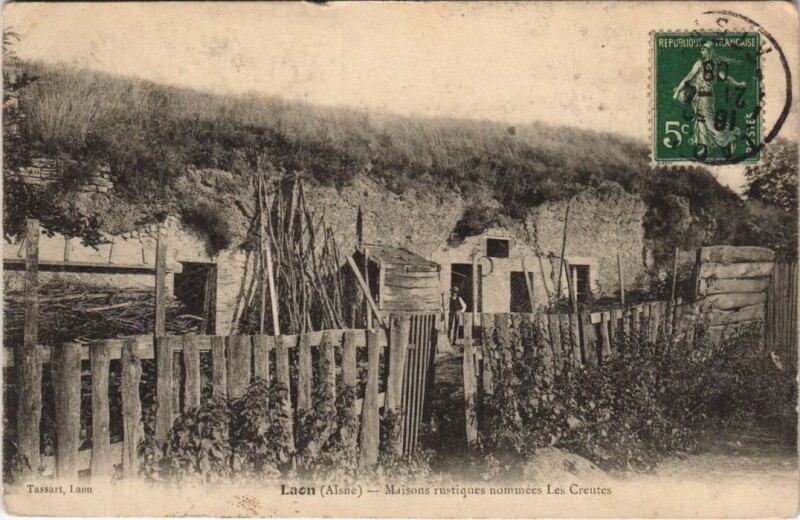 Carte postale ancienne Laon Maison rustiques