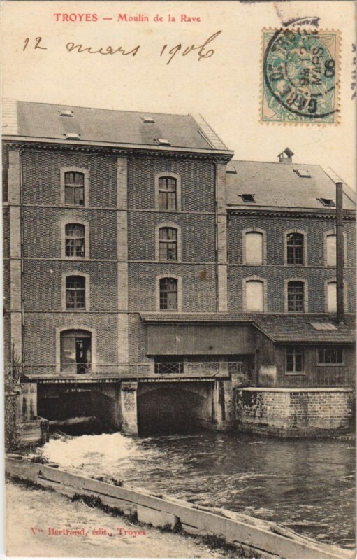 Carte postale ancienne Troyes Moulin de la Rave à Troyes