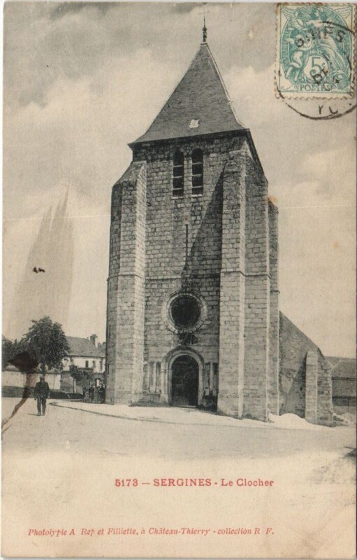 Carte postale ancienne Sergines Le Clocher à Sergines