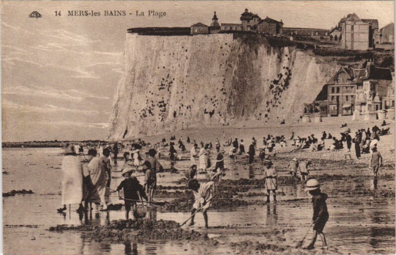 Carte postale ancienne Mers-Les-Bains La Plage à Mers-les-Bains