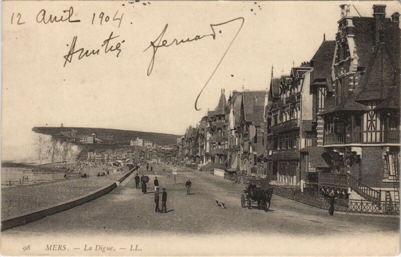 Carte postale ancienne Mers-Les-Bains la Digue à Mers-les-Bains
