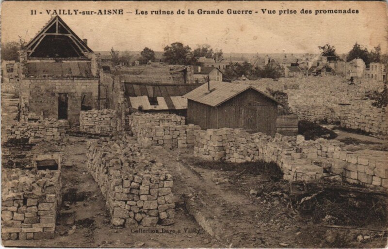 Carte postale ancienne Vailly-sur-Aisne Les ruines de la grande à Vailly-sur-Aisne