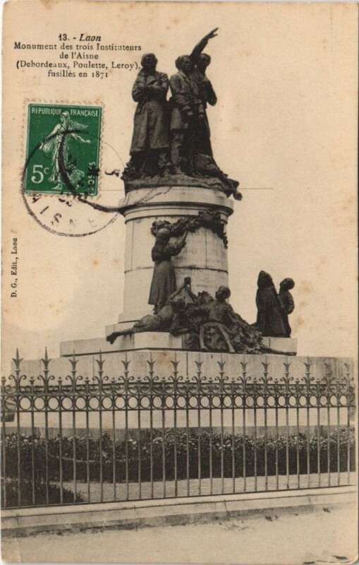Carte postale ancienne Laon Monument des trois